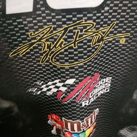 Joe Gibbs Racing Men's Size XL Kyle Busch M&M All Over Print T-shirt - Picture 6 of 12
